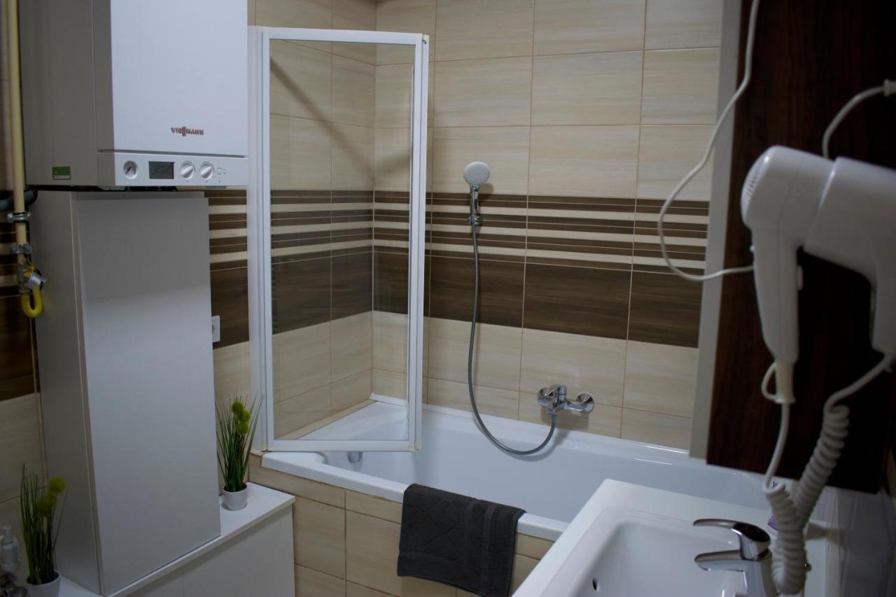 Gerti Apartman 2 Ньїредьгаза Екстер'єр фото